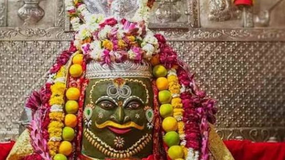 महाकाल मंदिर में श्रावण मास के 30 दिनों में करीब 1 करोड़ 10 लाख 90 हजार 725 भक्तों ने किए दर्शन