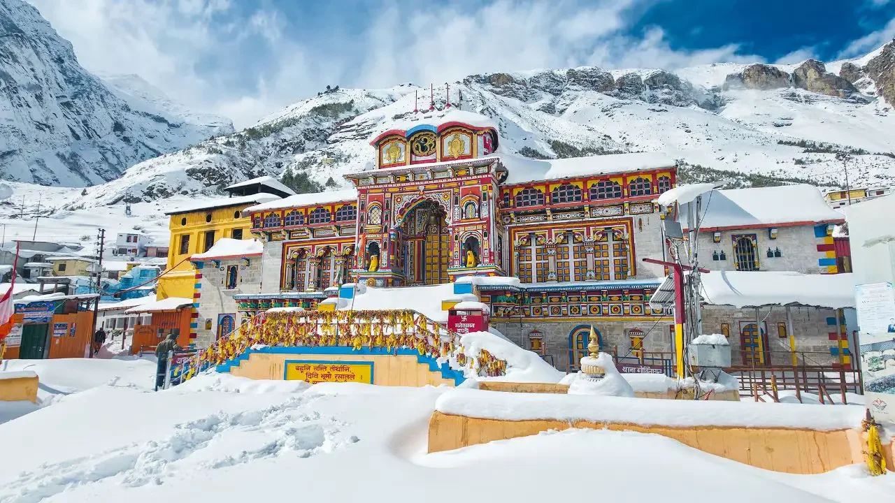 बद्रीनाथ मंदिर दान विवाद: जाँच में प्रथम दृष्टया अनियमितताएँ मिलीं, कर्मचारी निलंबित
