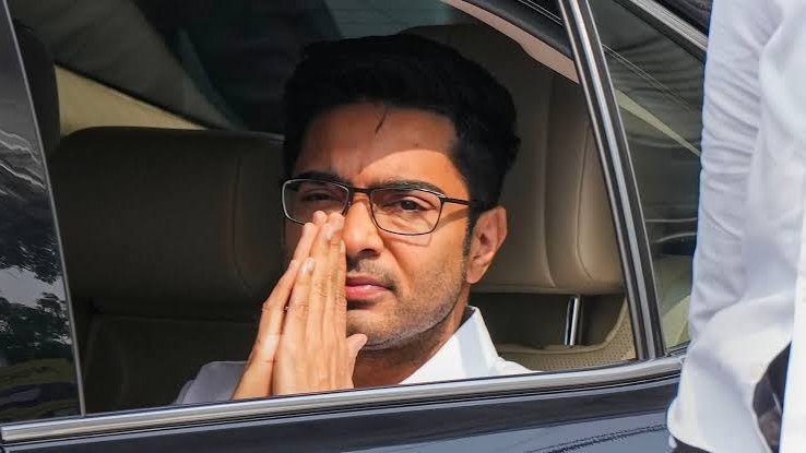 टीएमसी सांसद अभिषेक बनर्जी पर मामला दर्ज; वायनाड भूस्खलन में मृतकों की संख्या बढ़ी; भारत ने व्यापारिक जहाज पर हमले की निंदा की; पुणे में बचाव अभियान समाप्त, नौ की मौत