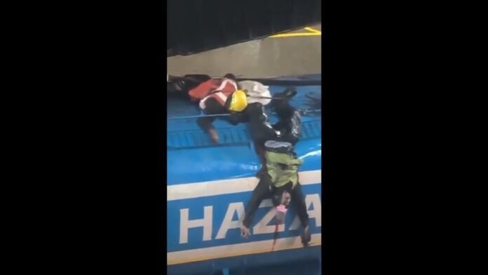 JNPA टर्मिनल पर कंटेनर हादसे में मजदूर की मौत, नवी मुंबई में भारी बारिश से जनजीवन अस्त-व्यस्त