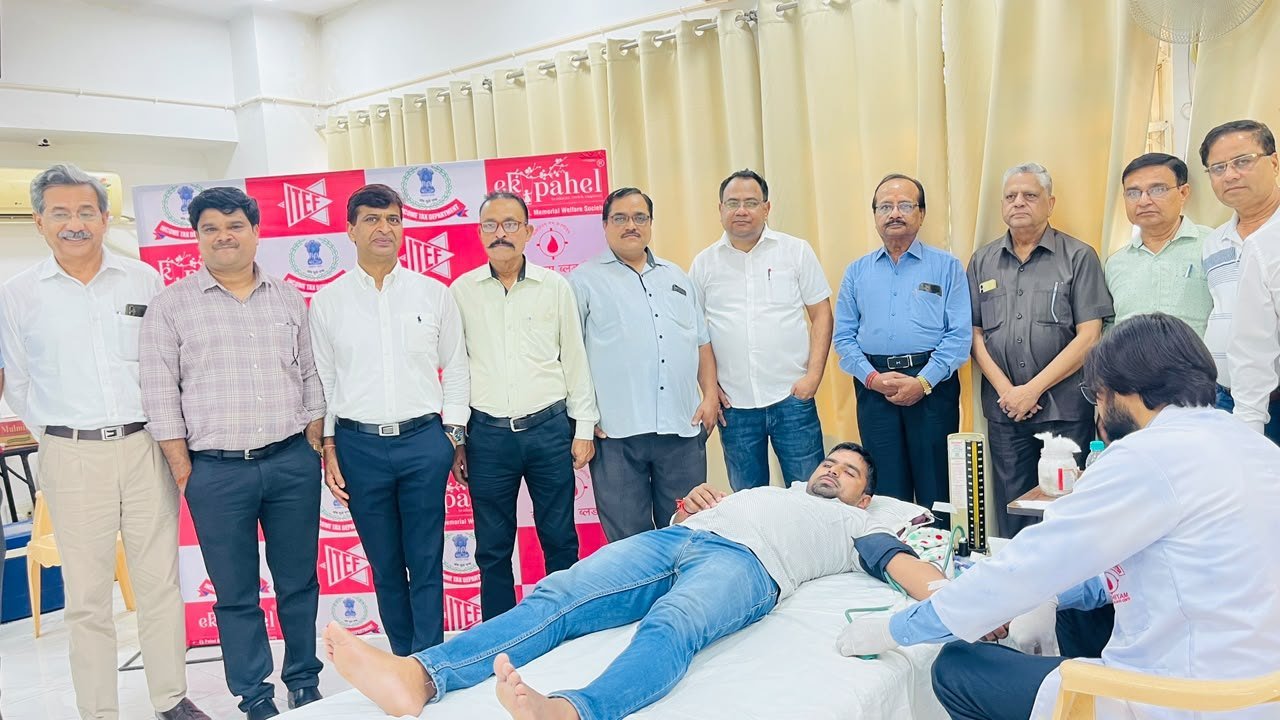 आयकर विभाग ने स्वैच्छिक रक्तदान शिविर का आयोजन किया, कर्मचारियों ने किया 70 यूनिट रक्तदान