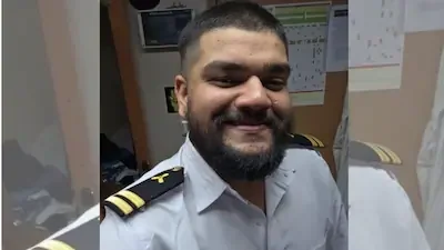 होर्मुज जलडमरूमध्य हमले में भारतीय नाविक हेरंब कर्मरकर की मौत, परिवार ने शव वापसी की अपील की